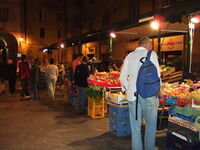 2007-P.inPisa-Markt.jpg
